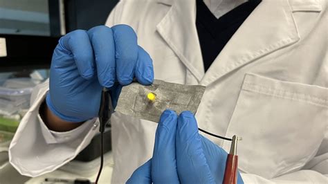 Smart textile made with liquid metal coating can heal 